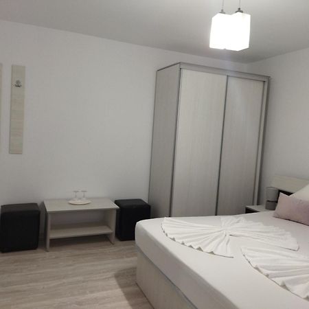 Vila Marius Două Mai Exterior foto