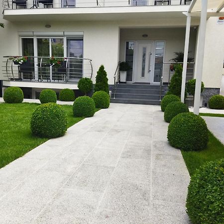 Vila Marius Două Mai Exterior foto