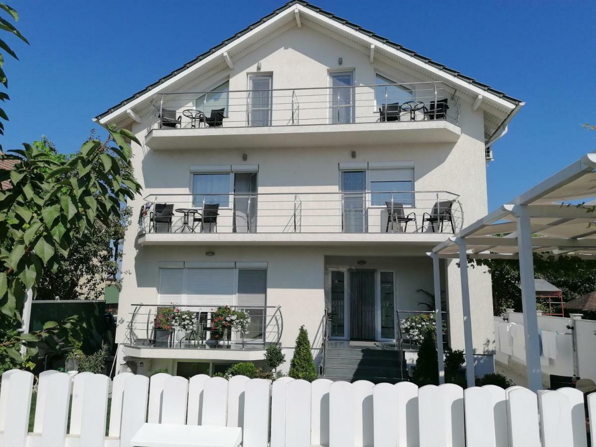 Vila Marius Două Mai Exterior foto
